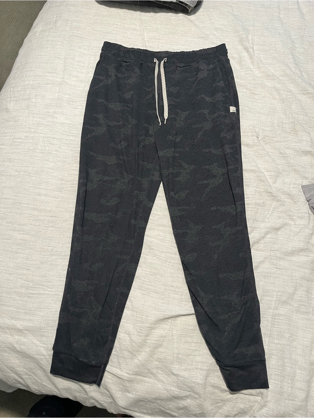 Vuori Halo Performance Jogger Black Camo Heather